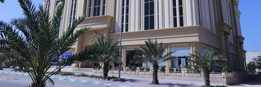 دیپلمات مال