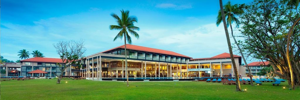 هتل Cinnamon bey resort