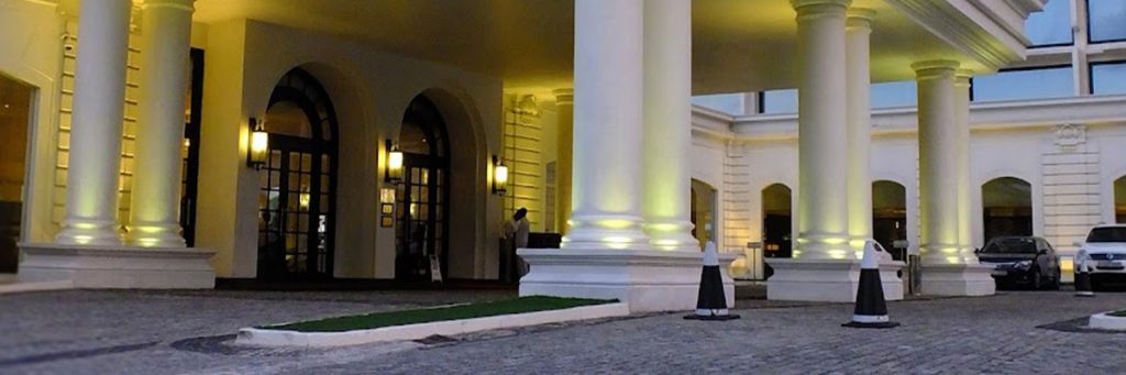 هتل Kings bury hotel
